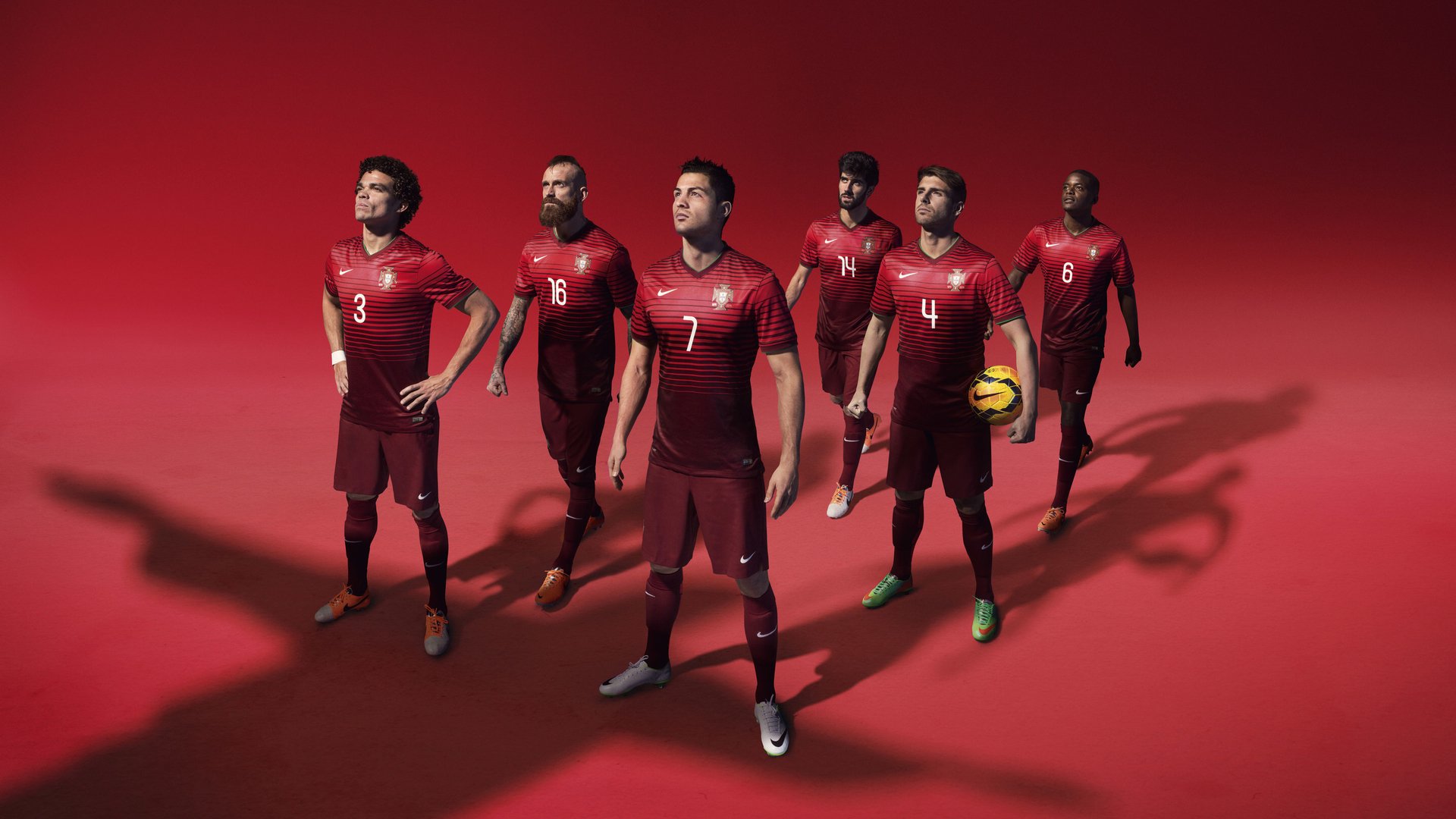 后腰长距离推进能力是否决定比赛破局可能性,后腰对球队的重要性